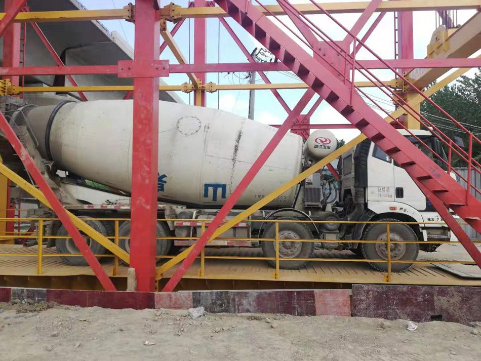 罐車(chē)升降平臺(tái)